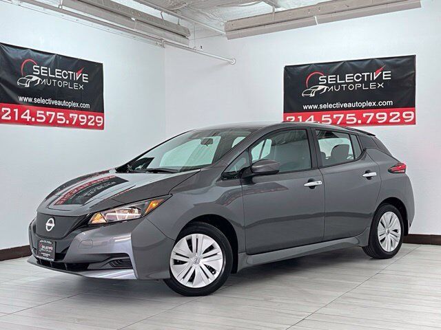 2025 Nissan LEAF S