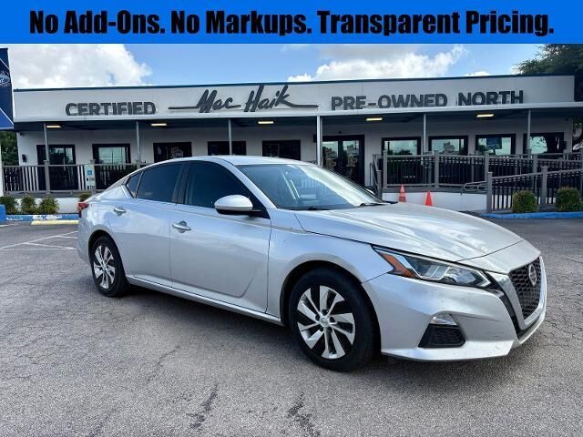 2020 Nissan Altima 2.5 S — photo 1 of 13