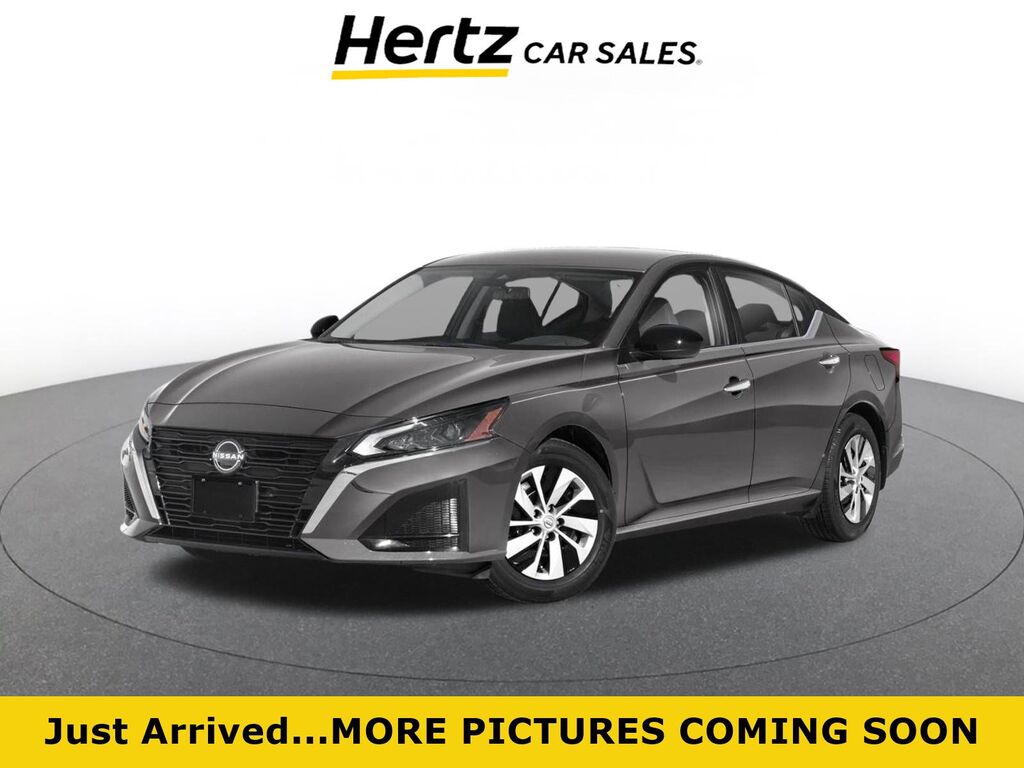 2023 Nissan Altima 2.5 S — photo 1 of 16