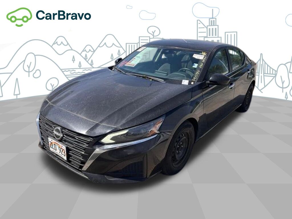 2023 Nissan Altima S FWD — photo 1 of 7