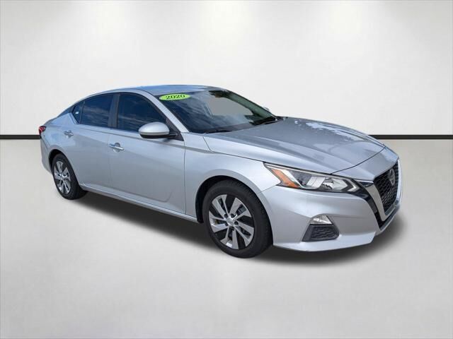 2020 Nissan Altima 2.5 S — photo 1 of 13