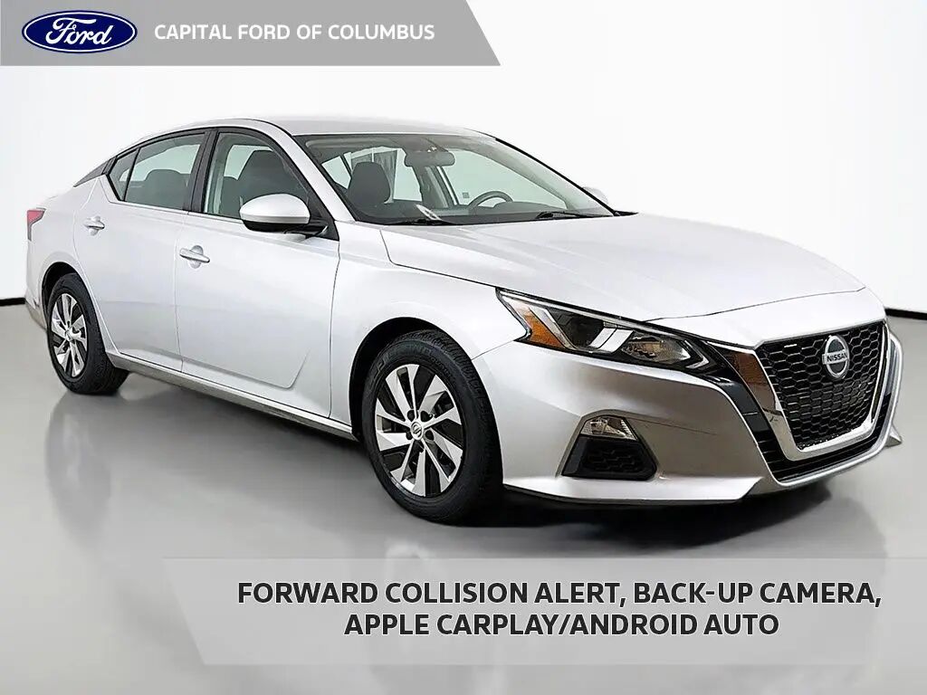 2020 Nissan Altima 2.5 S — photo 1 of 11