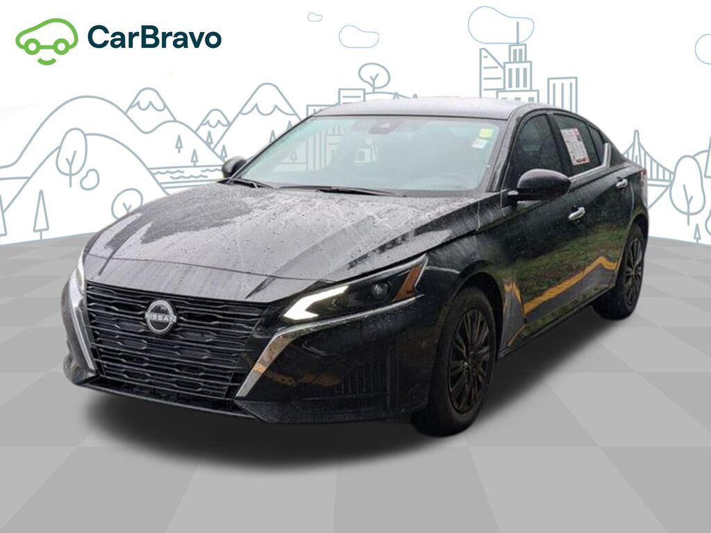 2025 Nissan Altima S FWD — photo 1 of 6