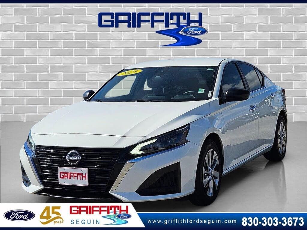 2025 Nissan Altima 2.5 S — photo 1 of 1