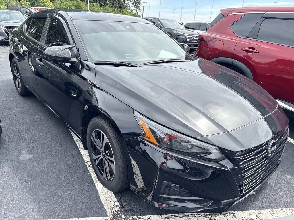 2024 Nissan Altima 2.5 S — photo 1 of 13