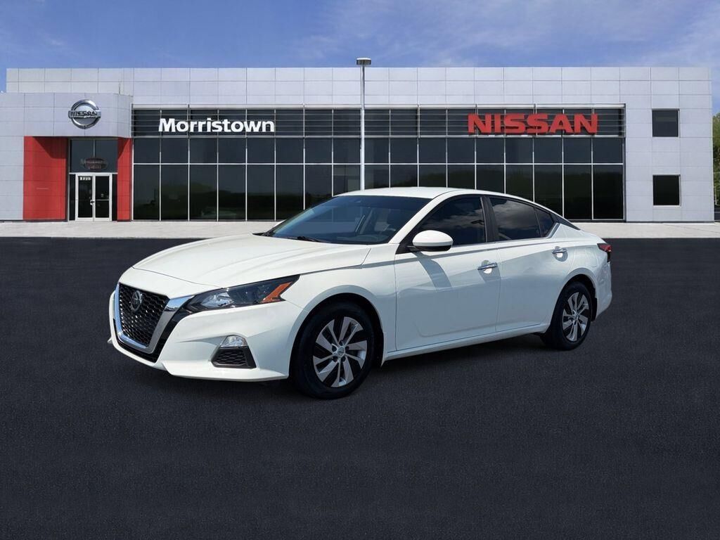 2022 Nissan Altima 2.5 S — photo 1 of 13