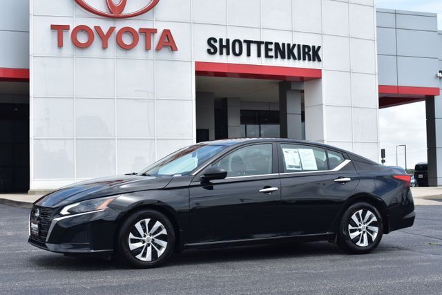 2024 Nissan Altima 2.5 S — photo 1 of 13