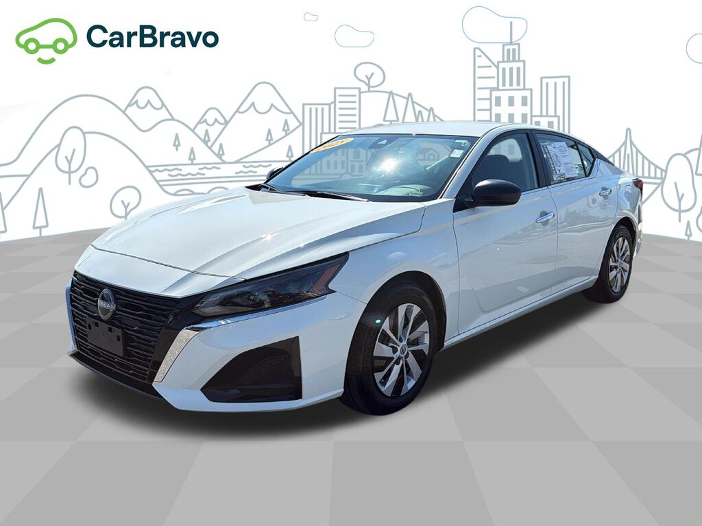 2025 Nissan Altima S FWD — photo 1 of 6
