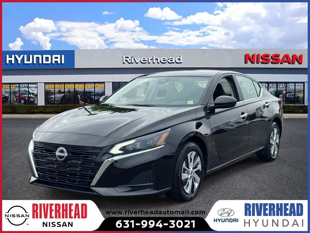 2025 Nissan Altima 2.5 S — photo 1 of 13