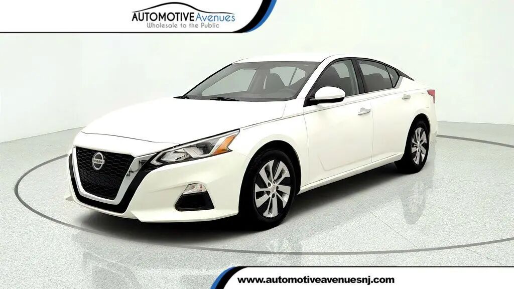2020 Nissan Altima 2.5 S — photo 1 of 1