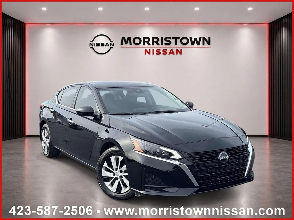 2025 Nissan Altima 2.5 S — photo 1 of 13