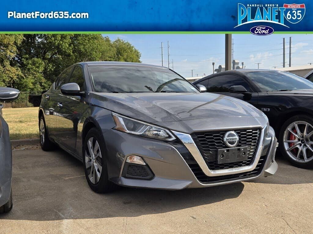 2020 Nissan Altima 2.5 S — photo 1 of 1