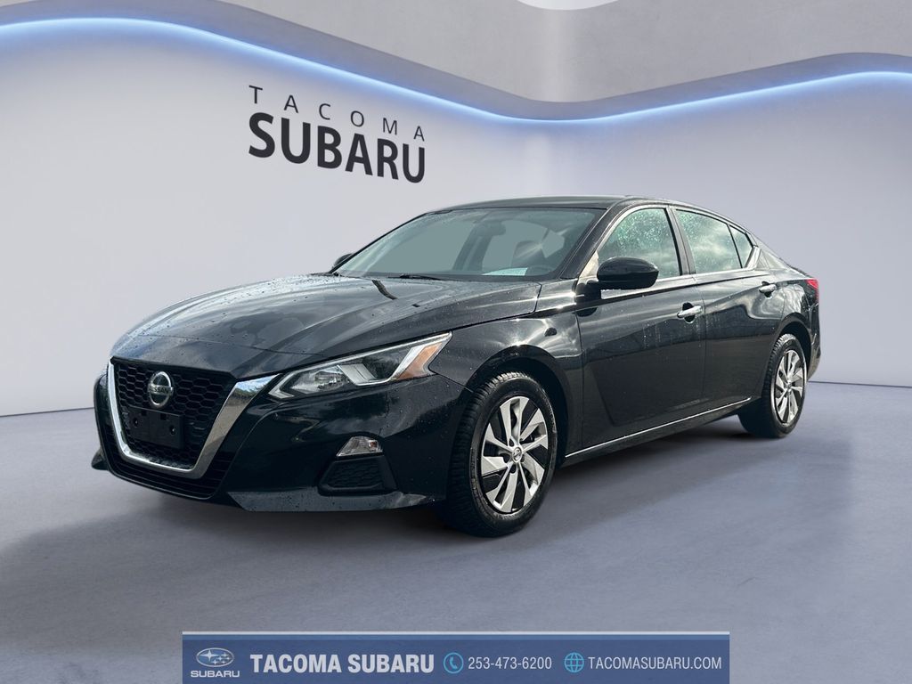2020 Nissan Altima 2.5 S — photo 1 of 9