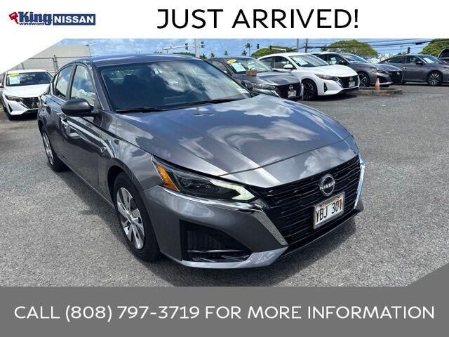 2025 Nissan Altima 2.5 S — photo 1 of 13
