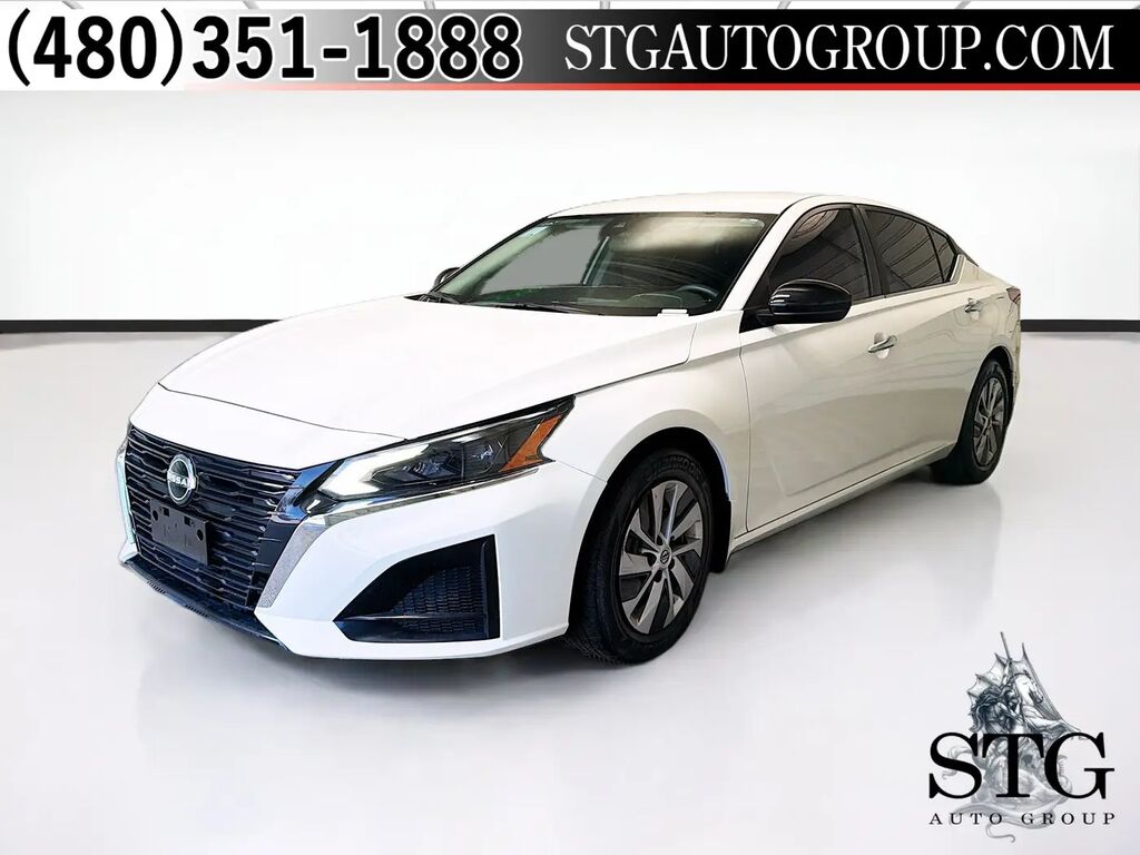 2024 Nissan Altima 2.5 S — photo 1 of 13