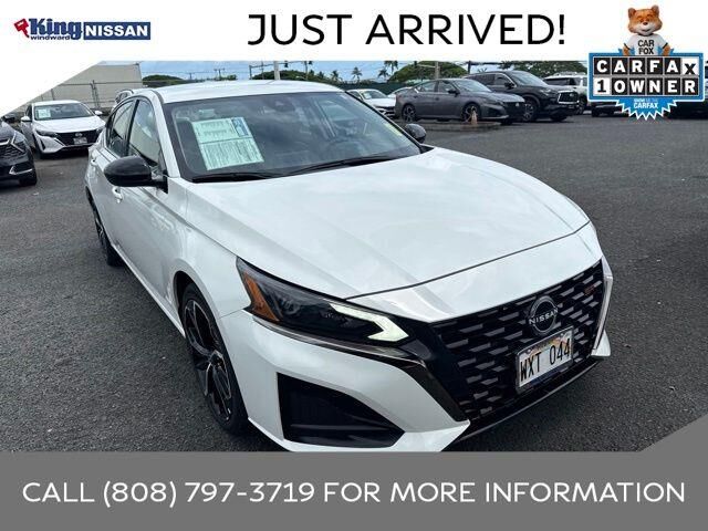 2024 Nissan Altima 2.5 SR — photo 1 of 10