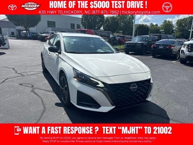 2025 Nissan Altima 2.5 SR — photo 1 of 25