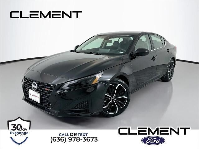 2026 Nissan Altima 2.5 SR — photo 1 of 39