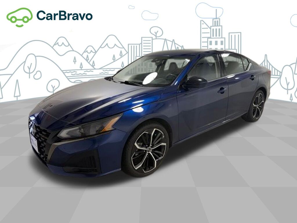 2023 Nissan Altima SR FWD — photo 1 of 6
