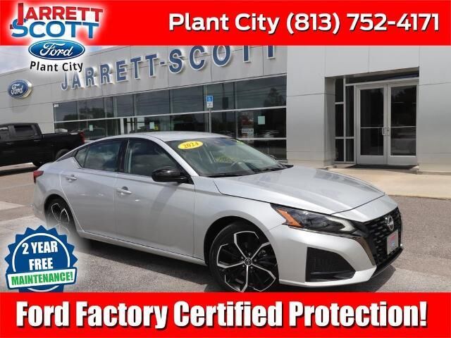 2024 Nissan Altima 2.5 SR — photo 1 of 11