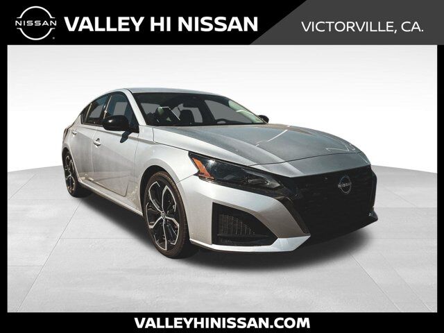 2024 Nissan Altima 2.5 SR — photo 1 of 12