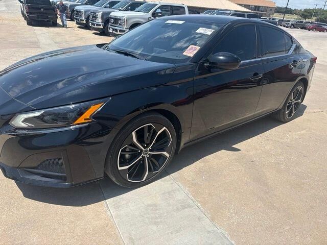 2024 Nissan Altima 2.5 SR — photo 1 of 49