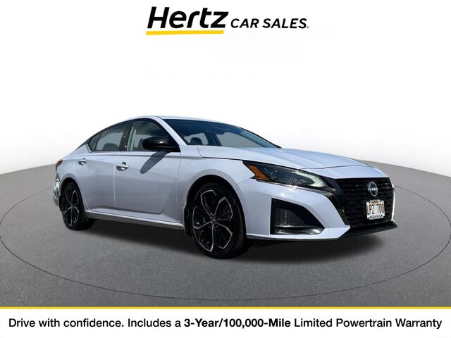 2025 Nissan Altima SR