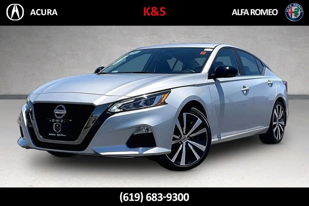 2020 Nissan Altima 2.5 SR — photo 1 of 13
