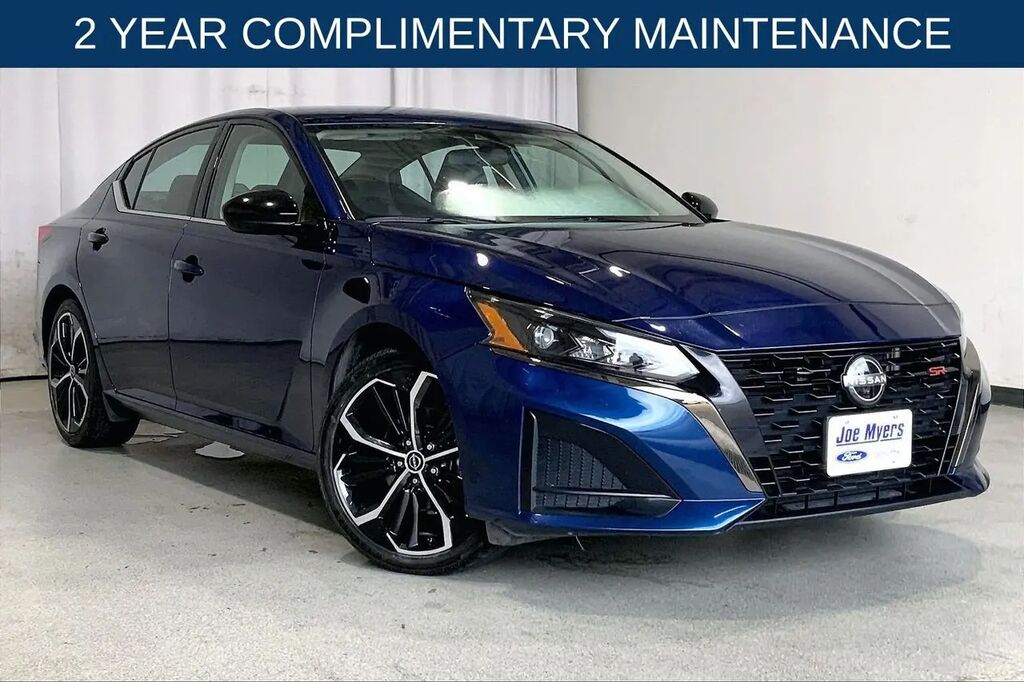 2024 Nissan Altima 2.5 SR — photo 1 of 14