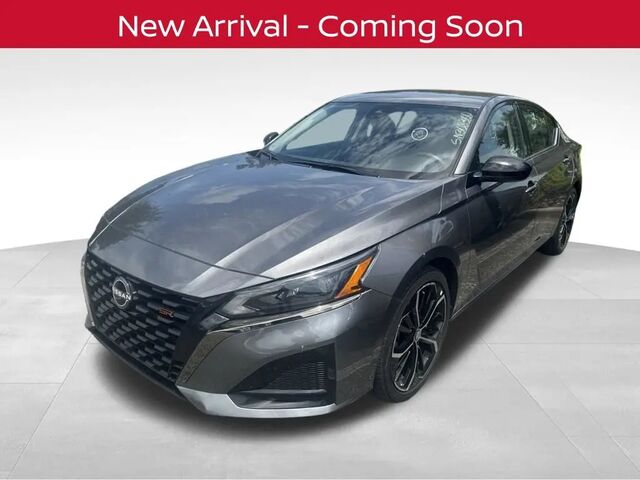 2025 Nissan Altima 2.5 SR