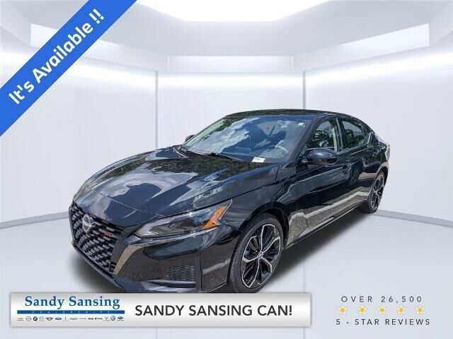 2025 Nissan Altima 2.5 SR
