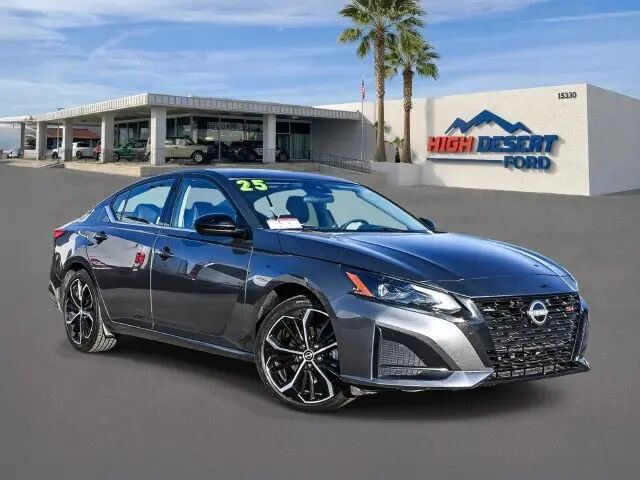 2025 Nissan Altima 2.5 SR