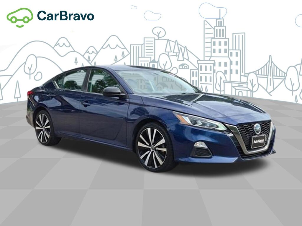 2021 Nissan Altima SR FWD — photo 1 of 7