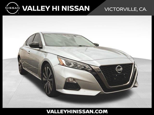 2021 Nissan Altima 2.5 SR — photo 1 of 3