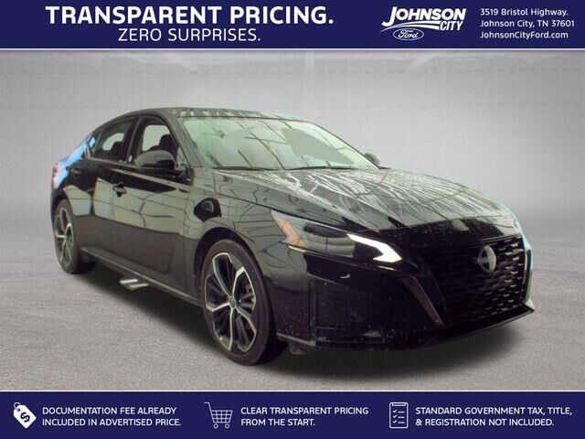 2025 Nissan Altima 2.5 SR — photo 1 of 13