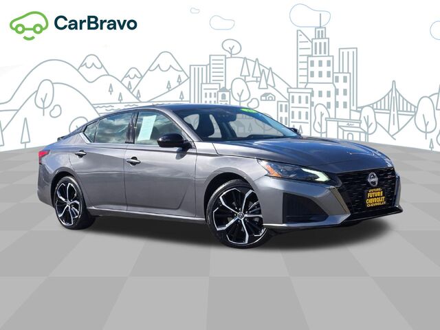 2025 Nissan Altima SR