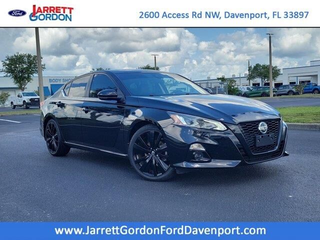 2022 Nissan Altima 2.5 SR — photo 1 of 4