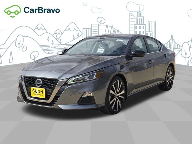2022 Nissan Altima SR FWD