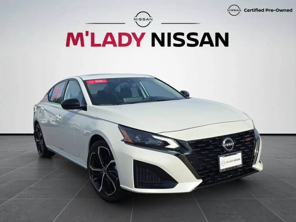 2024 Nissan Altima 2.5 SR — photo 1 of 13