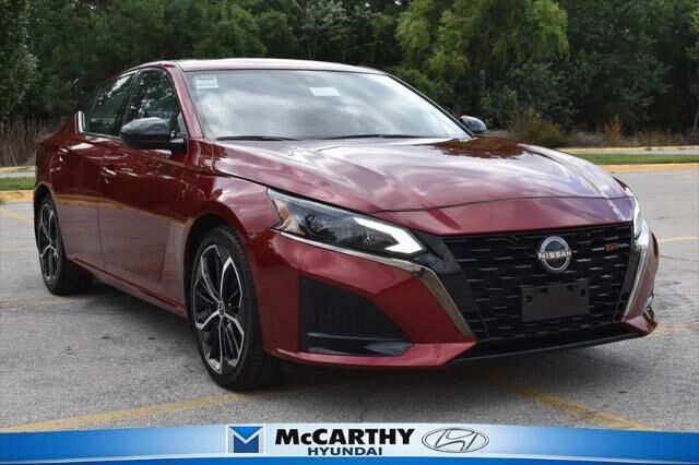 2024 Nissan Altima 2.5 SR — photo 1 of 13
