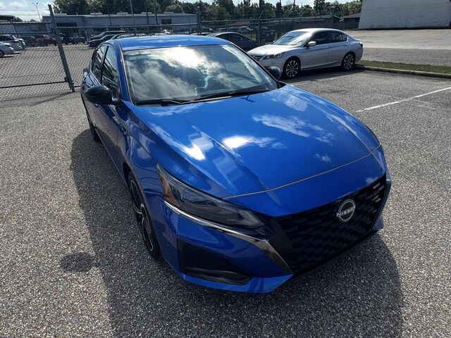 2025 Nissan Altima 2.5 SR
