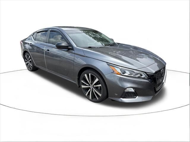 2020 Nissan Altima 2.5 SR — photo 1 of 2