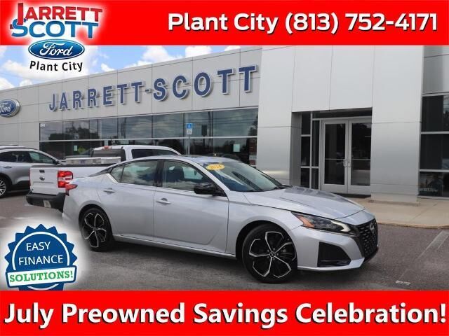 2024 Nissan Altima 2.5 SR — photo 1 of 11