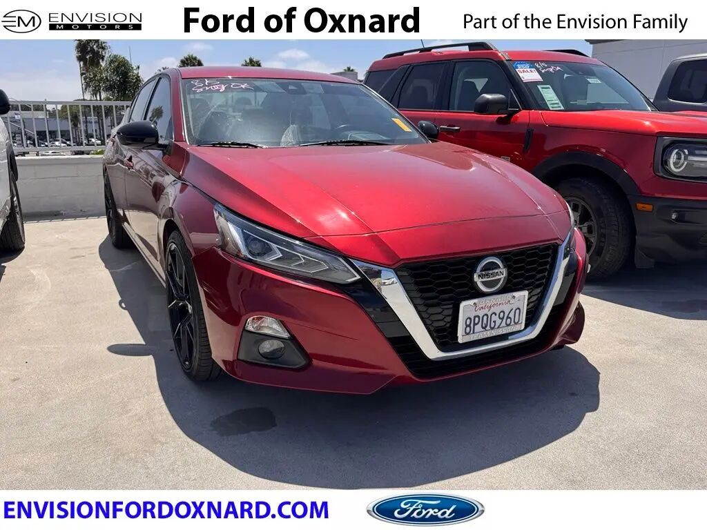 2020 Nissan Altima 2.5 SR — photo 1 of 42
