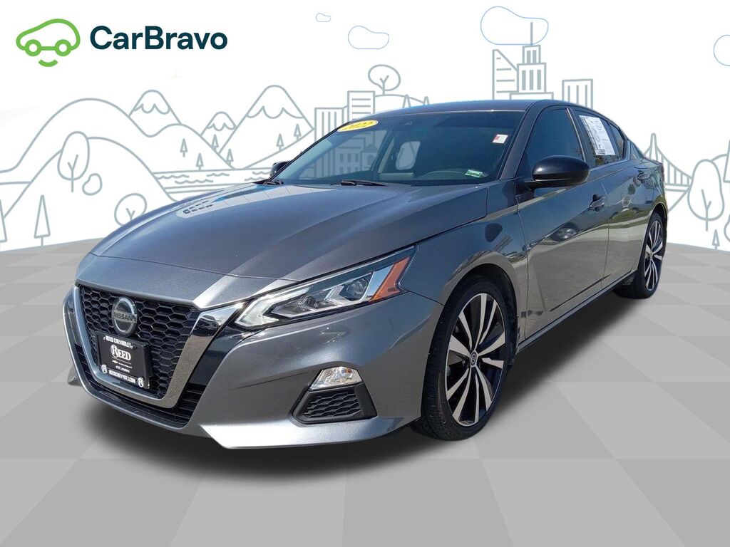 2022 Nissan Altima SR FWD — photo 1 of 6