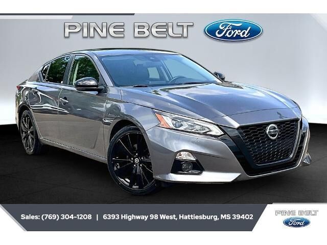 2022 Nissan Altima 2.5 SR — photo 1 of 25