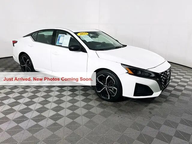 2023 Nissan Altima 2.5 SR