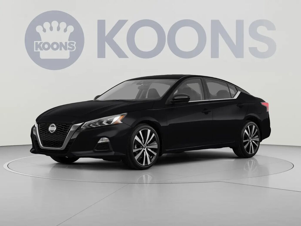2023 Nissan Altima 2.5 SR — photo 1 of 3