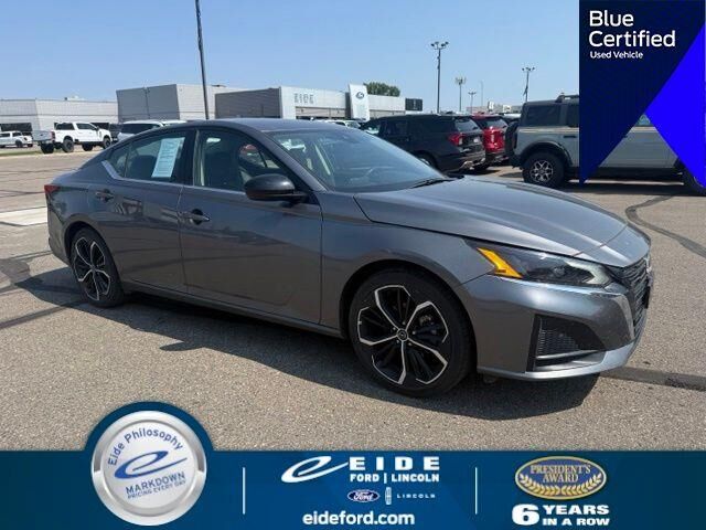 2024 Nissan Altima 2.5 SR — photo 1 of 25