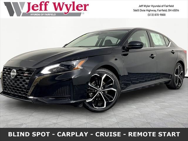 2024 Nissan Altima 2.5 SR — photo 1 of 20